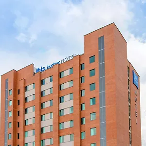 *** Hotel Ibis Budget Medellin Metro Colombia